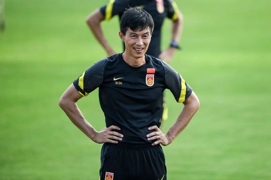 公交车强摁做开腿呻吟h小燕子