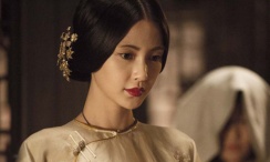 偷窥婶婶的房间